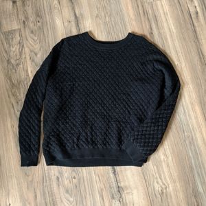 🖤Black Quilted Crop Sweater